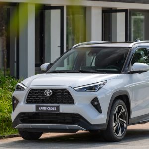 YARIS CROSS